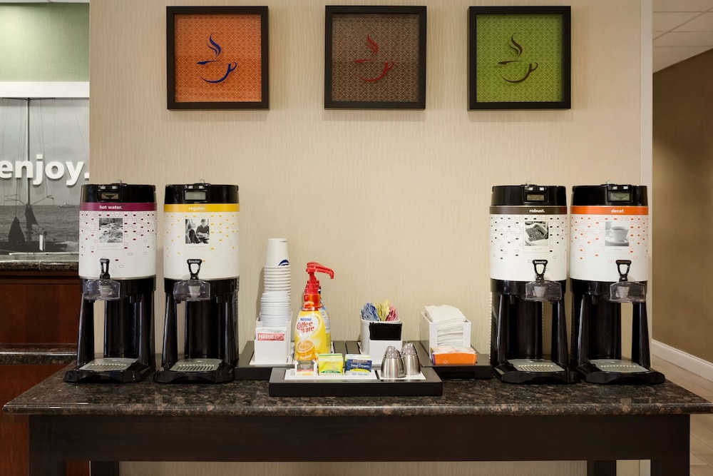 Hampton Inn & Suites Largo - photo 21