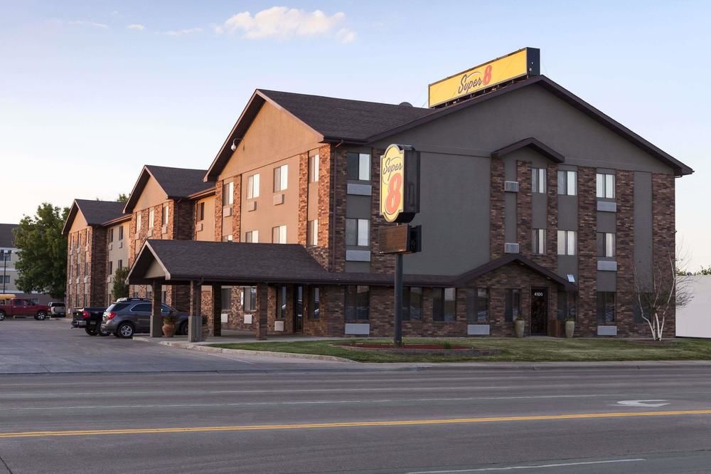 Super 8 by Wyndham Sioux Falls 41st Street in Sioux Falls, United States