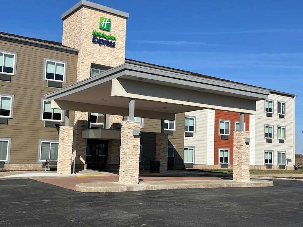 Holiday Inn Express Rensselaer by IHG - photo 40
