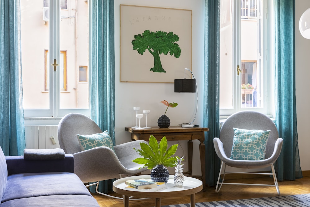 ROMAC Condotti with 3 bedrooms near the Spanish Steps — 4-Star Luxury Hotel in Rome, Italy