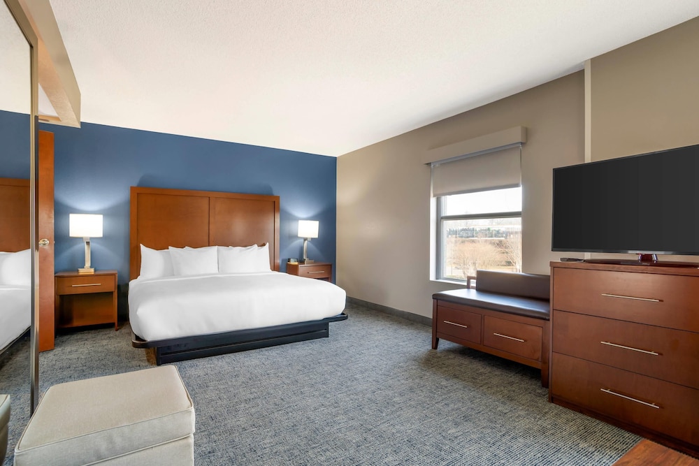 Comfort Suites near Birkdale Village Huntersville - photo 4
