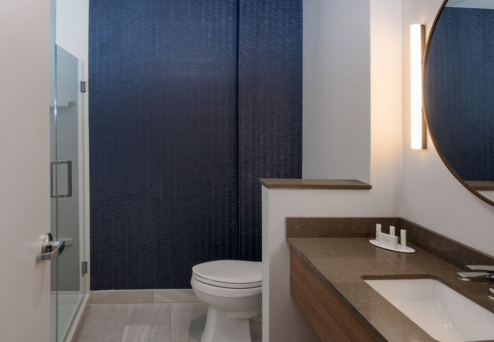 Fairfield Inn & Suites by Marriott Duluth Waterfront - photo 19