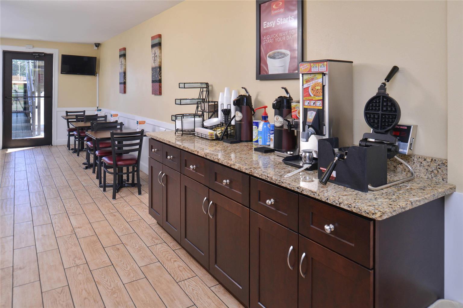 Econo Lodge Kennewick Tri Cities - photo 8
