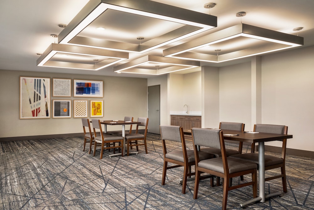 Holiday Inn Express Washington - photo 13