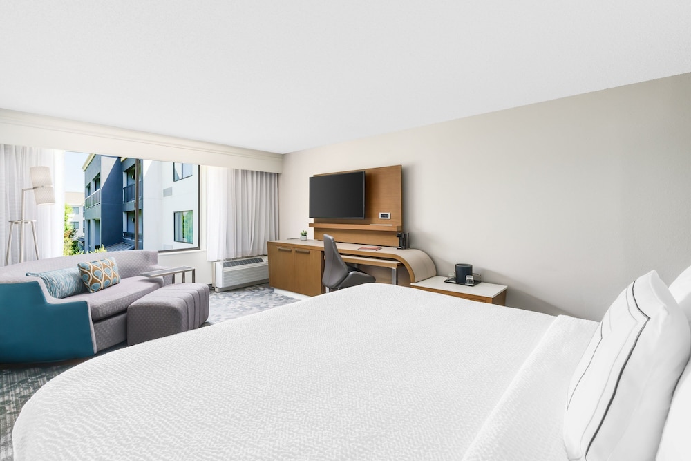 Courtyard By Marriott Dallas Lewisville - photo 17