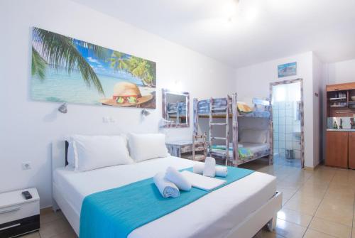 Studios Liolios #3 - carbon neutral hotel in Unknown City