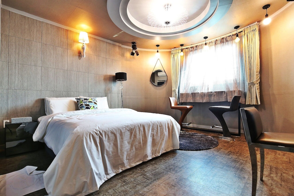 Number 25 Gongju Shingwan in Gongju, South Korea