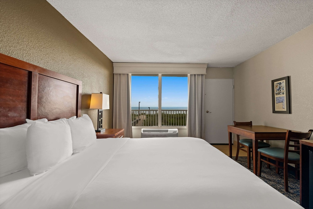 Comfort Inn On the Ocean - photo 42