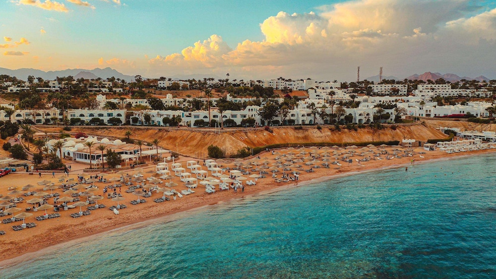 Domina Prestige Hotel & Resort