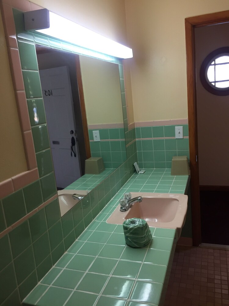 Motel Townhouse - photo 20