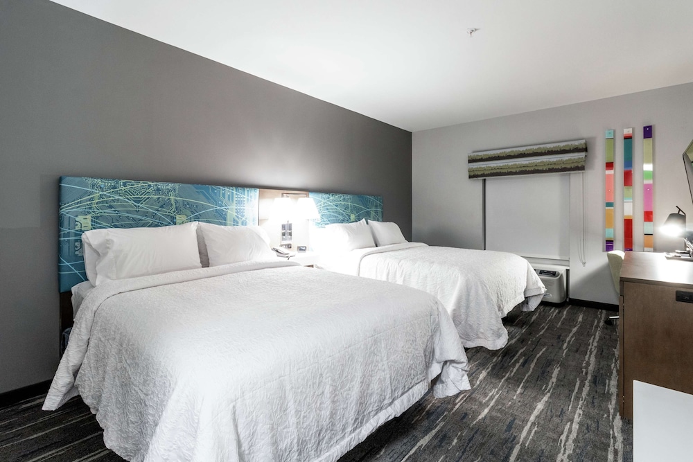 Hampton Inn Locust Grove - photo 9