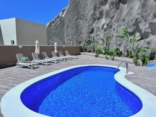 Luxury Villa Ifara Private Heated Pool — 4-Star Luxury Hotel in Adeje, Spain