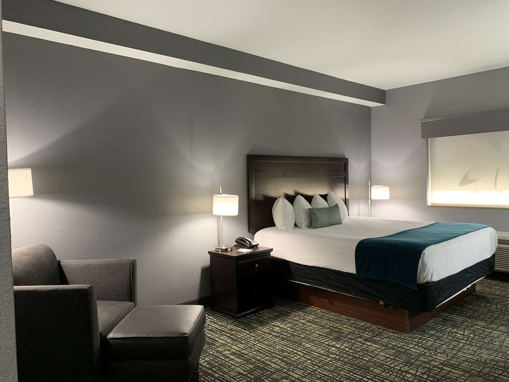 Best Western Plus Olive Branch Hotel & Suites - photo 10