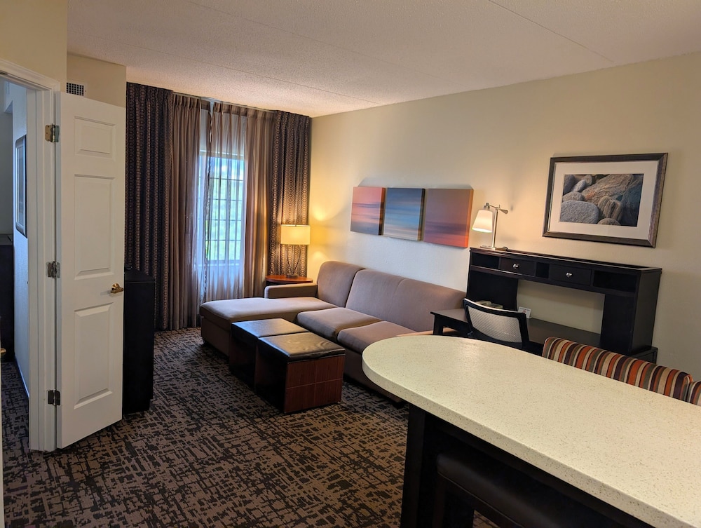 Staybridge Suites Indianapolis Fishers by IHG - photo 34