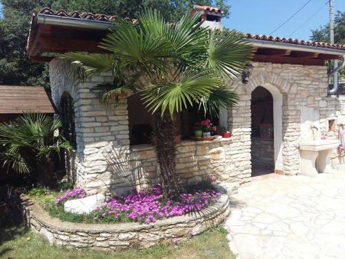 Apartman Aleks — 4-Star Luxury Hotel in Bale, Croatia