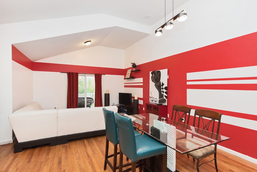 Racpanos Modern Stay on Union Street - photo 17