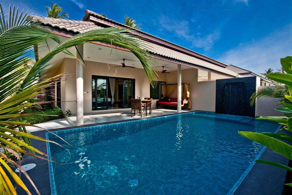 Thai Thani Pool Villa Resort — 4-Star Luxury Hotel in Bang Lamung, Thailand