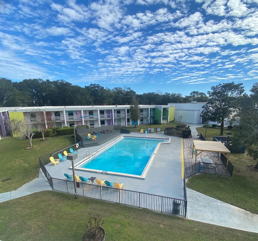 Rest and Relax Inn - photo 21