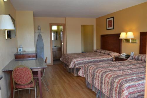 Deluxe Inn and Suites Weslaco - photo 14