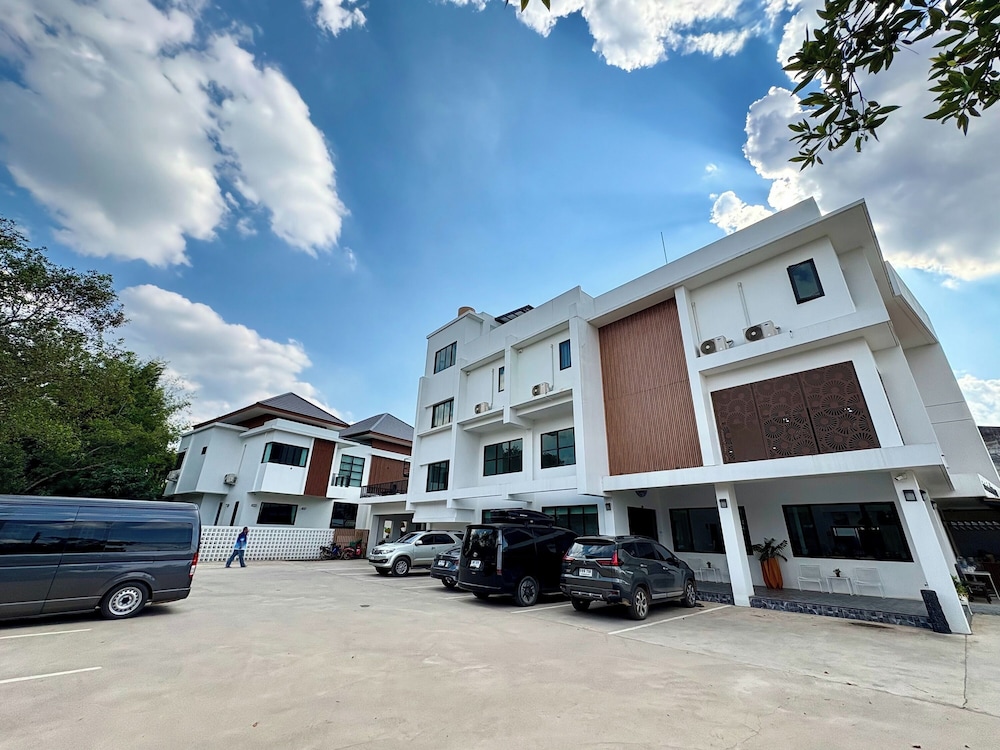 Chom Chiangrai Hotel in Chiang Rai, Thailand