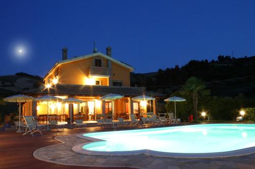 Country House La Foggetta — 4-Star Luxury Hotel in Pineto, Italy