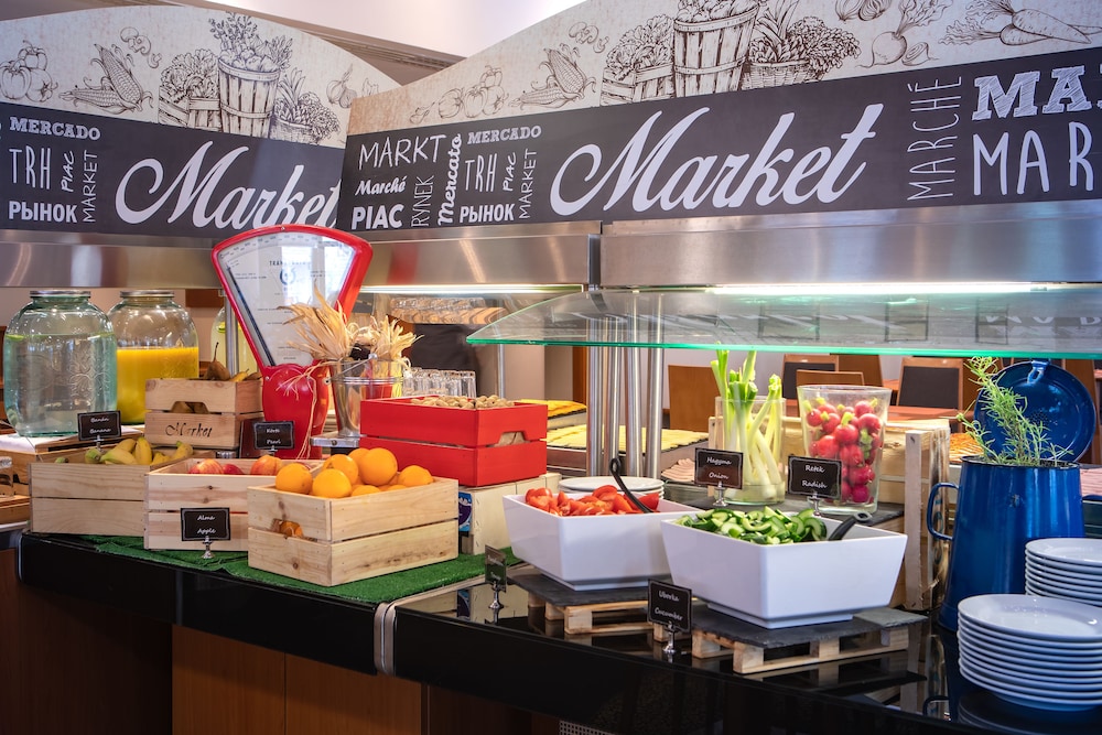 מזון ומשקאות