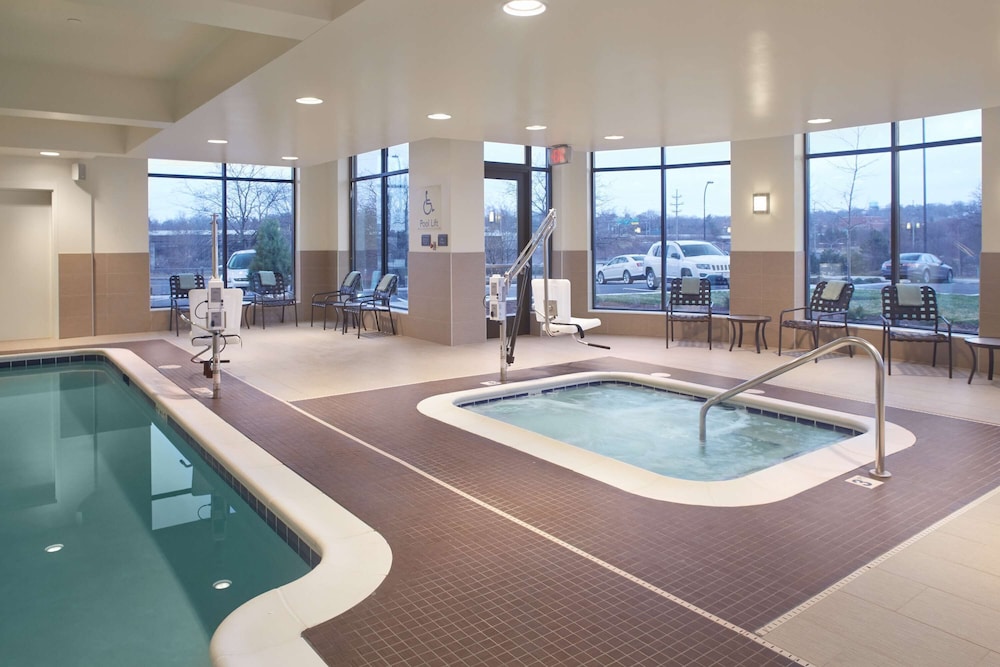 Hilton Garden Inn Akron - photo 21