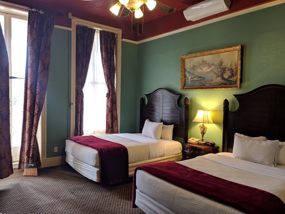 The Crescent Hotel and Spa - photo 12