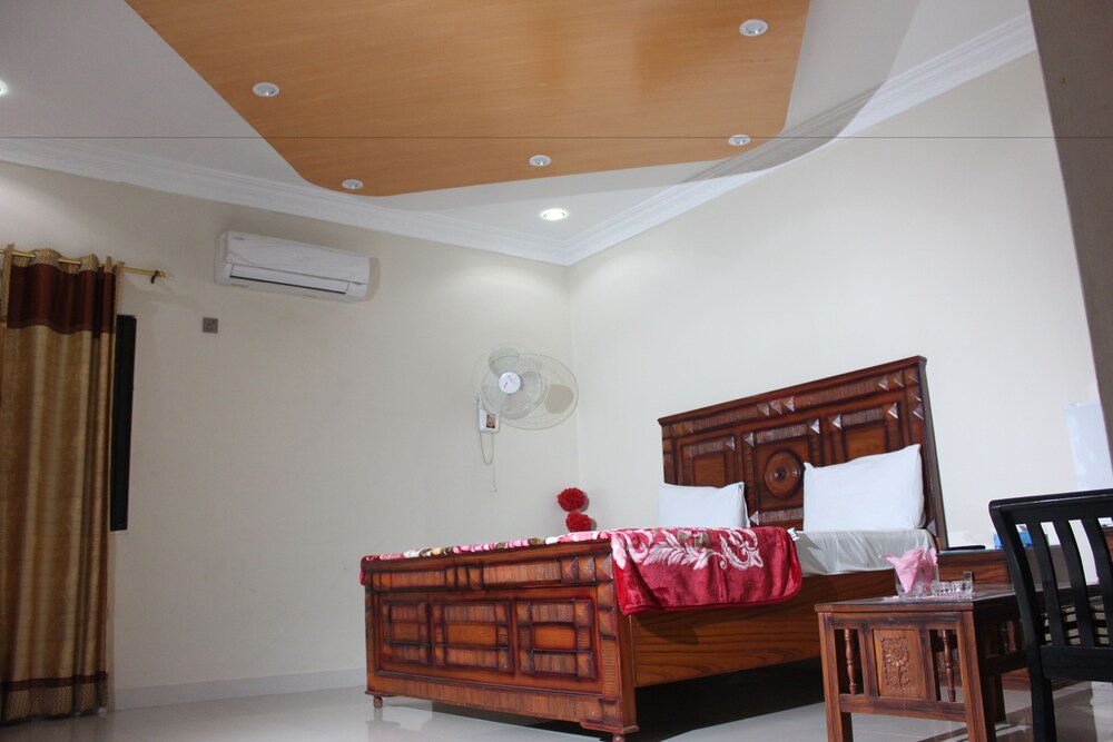 Hotel Royal Palace - last minute hotel in Karachi