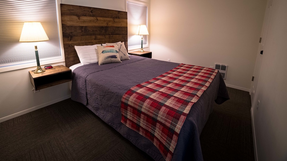 Eagle Cap Chalets - photo 5