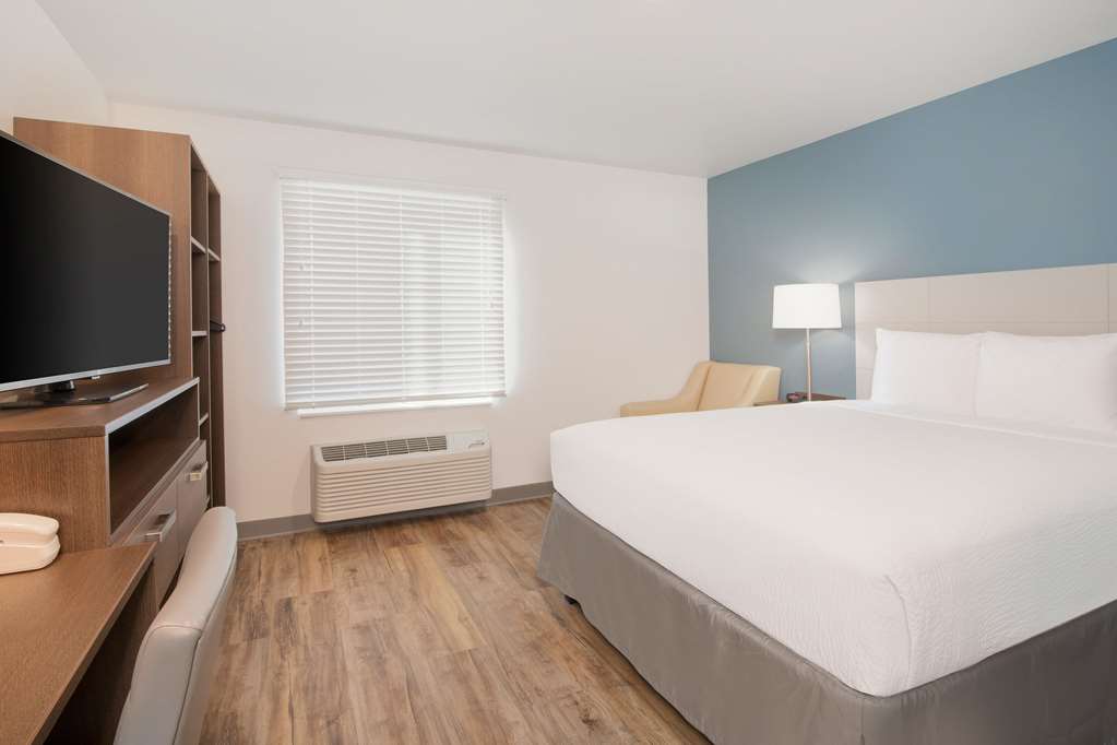 WoodSpring Suites Savannah Pooler - photo 7