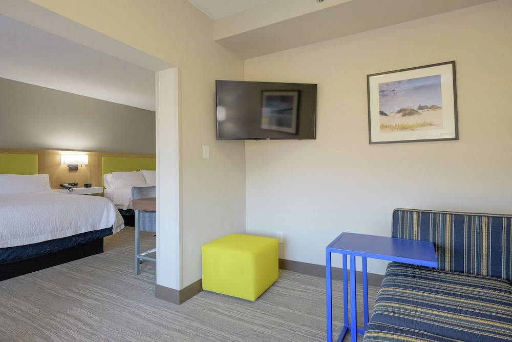 Hampton Inn Edenton - photo 37
