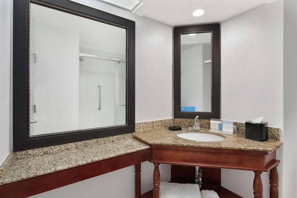 Hampton Inn Atlanta Newnan - photo 10