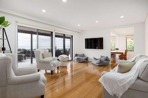 Stunning Bay View Accommodation In Rye — Rye