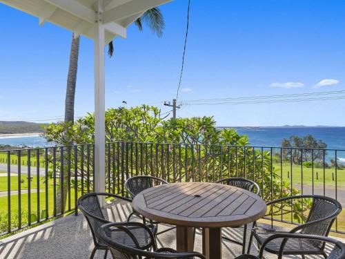 Landis On Pollack in Woolgoolga, Australia