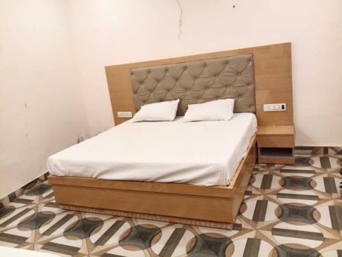 Hotel O Ayodhya Deluxe — Ajodhya — photo 3