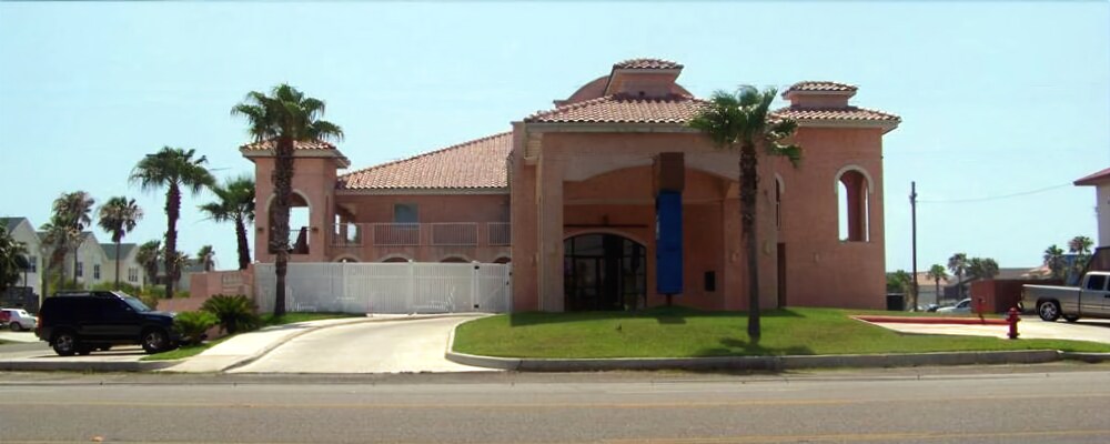 Flamingo Inn - photo 23
