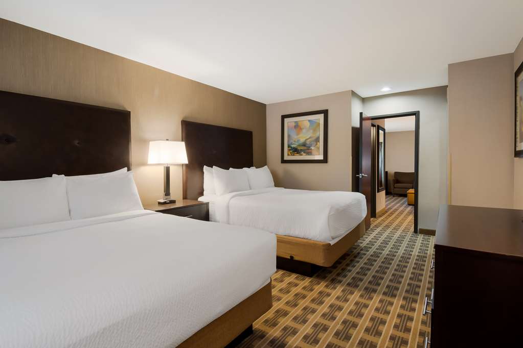 Best Western University Inn & Suites - photo 21