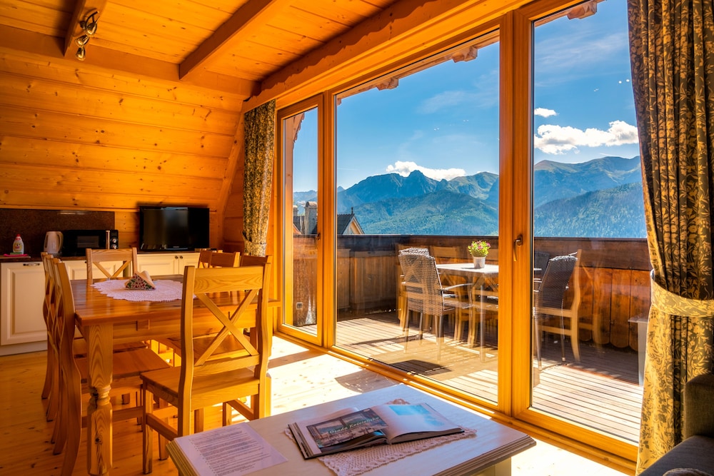 Osada Kościelisko Tatry na Wyciągnięcie Ręki — 4-Star Luxury Hotel in Koscielisko, Poland