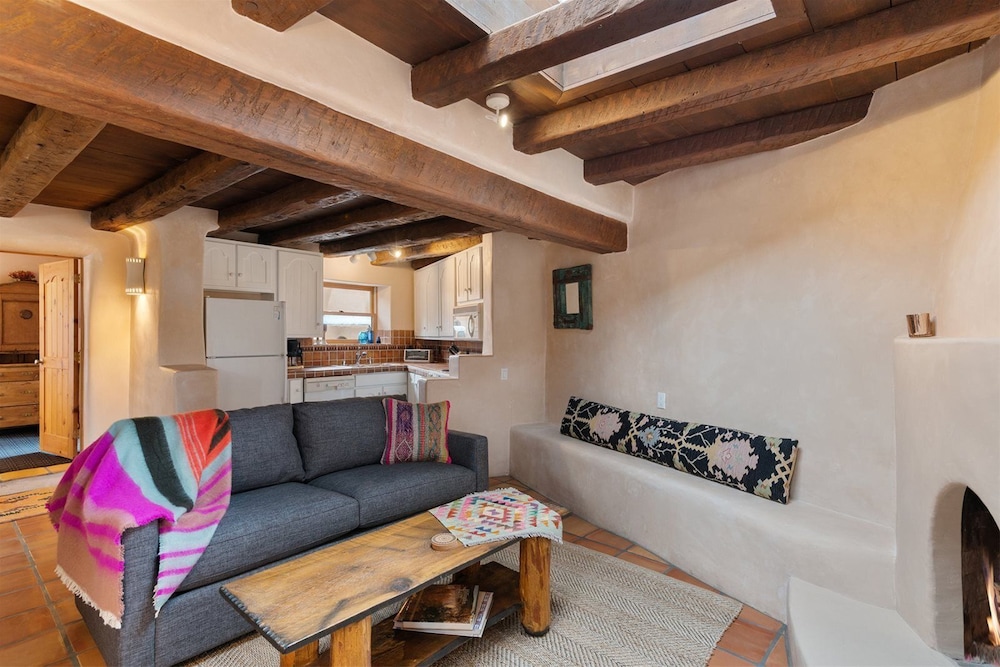 La Joya Spacious and Historic Downtown Jewel - photo 37