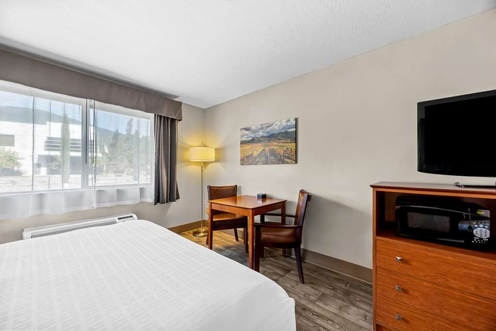 Best Western Inn At The Rogue - photo 23