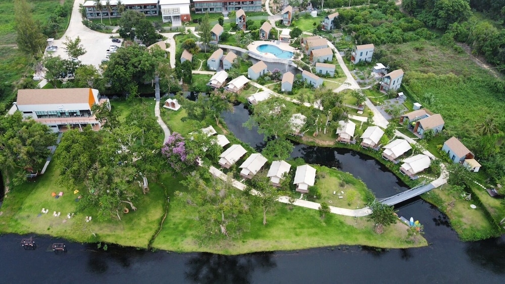 The Tree Riverside Kaeng Krachan in Phetchaburi, Thailand