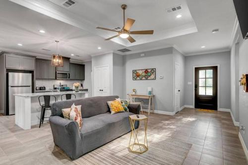 Reduced Renovated hidden gem. Chef Kitch. Wheelch in Beaumont, United States