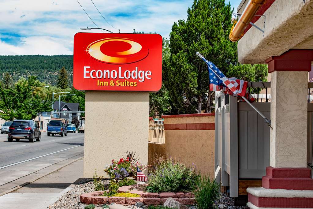 Econo Lodge Inn & Suites Durango - photo 5
