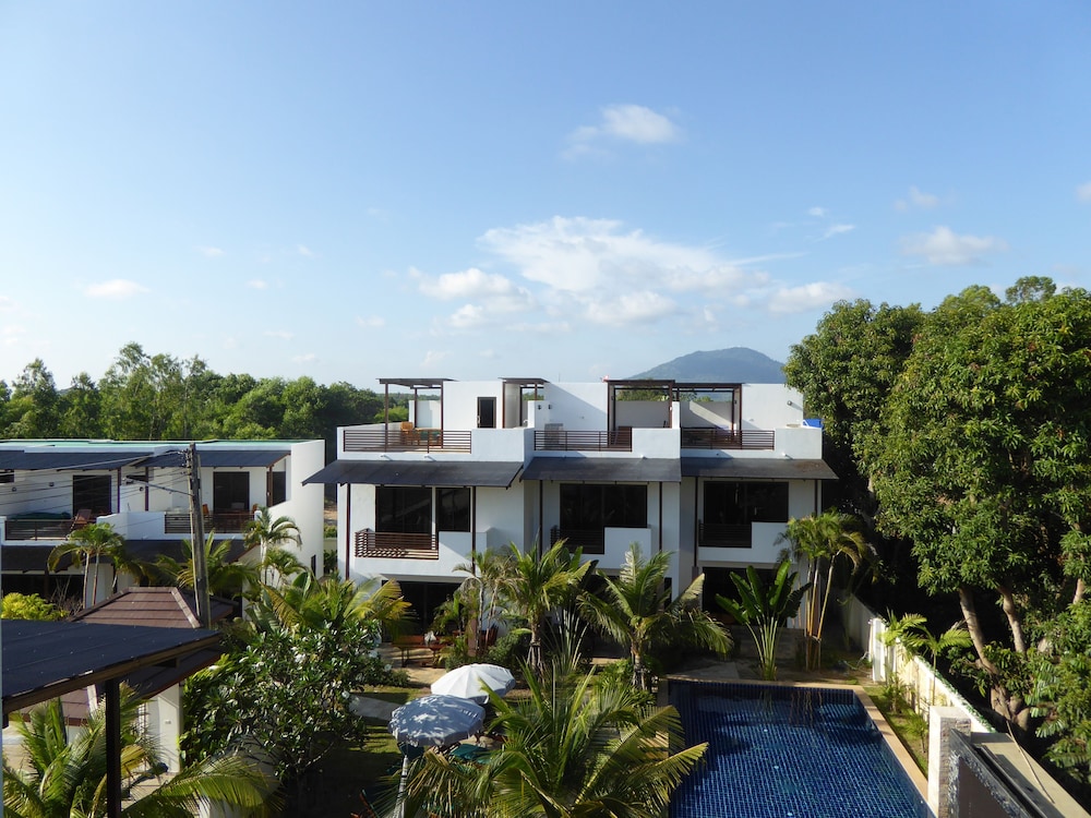 Oasis Garden & Pool Villa at VIP Resort in Rayong, Thailand