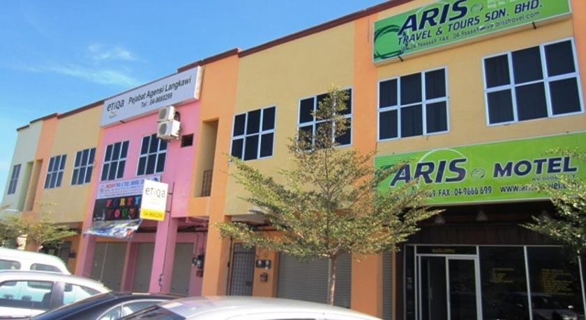 Arisz - carbon neutral hotel in Kuah