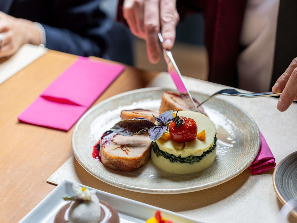 מזון ומשקאות