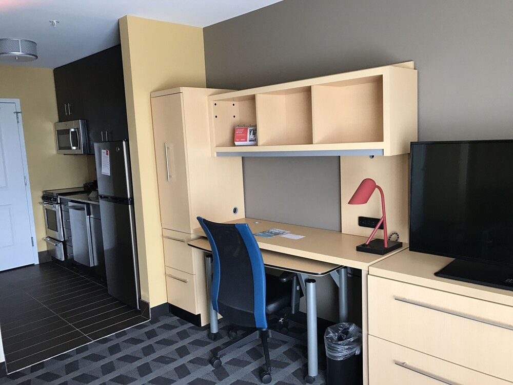 TownePlace Suites by Marriott New Hartford - photo 8