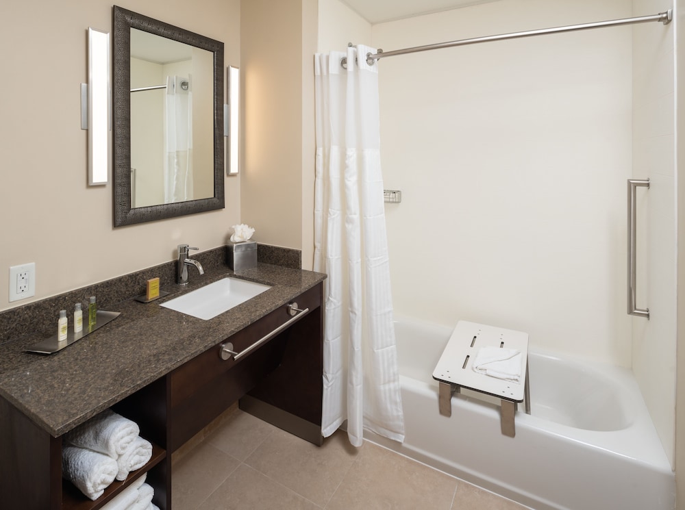 DoubleTree by Hilton Miami Doral FL - photo 16