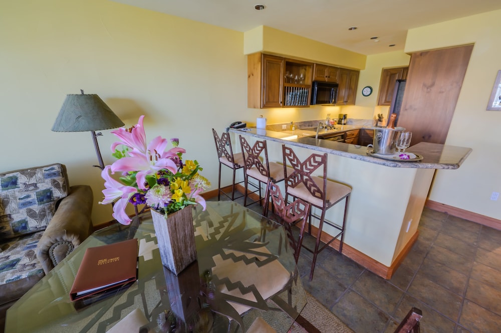 Inn at Lost Creek - photo 24